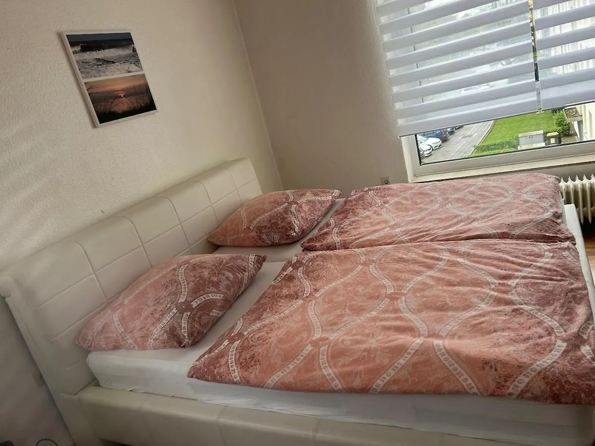 3 Zimmer Whg In Hannover In Zentrum Naehe Mit Balkon 0*,  Germany
